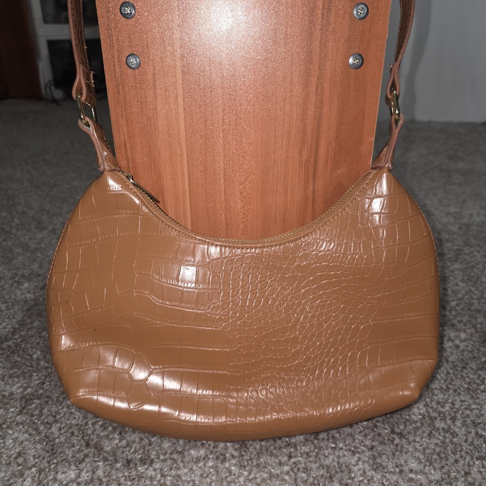 Wild Fable Tan Croc-Embossed Shoulder Bag